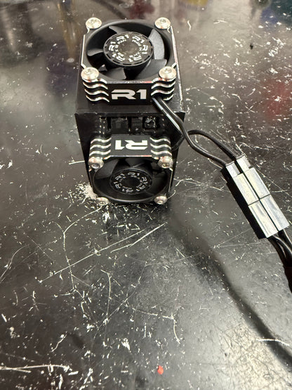 TTB Pre-wired Dual Fan Mount w/ R1WURKS 8.4V 30mm Low Profile Motor Fans