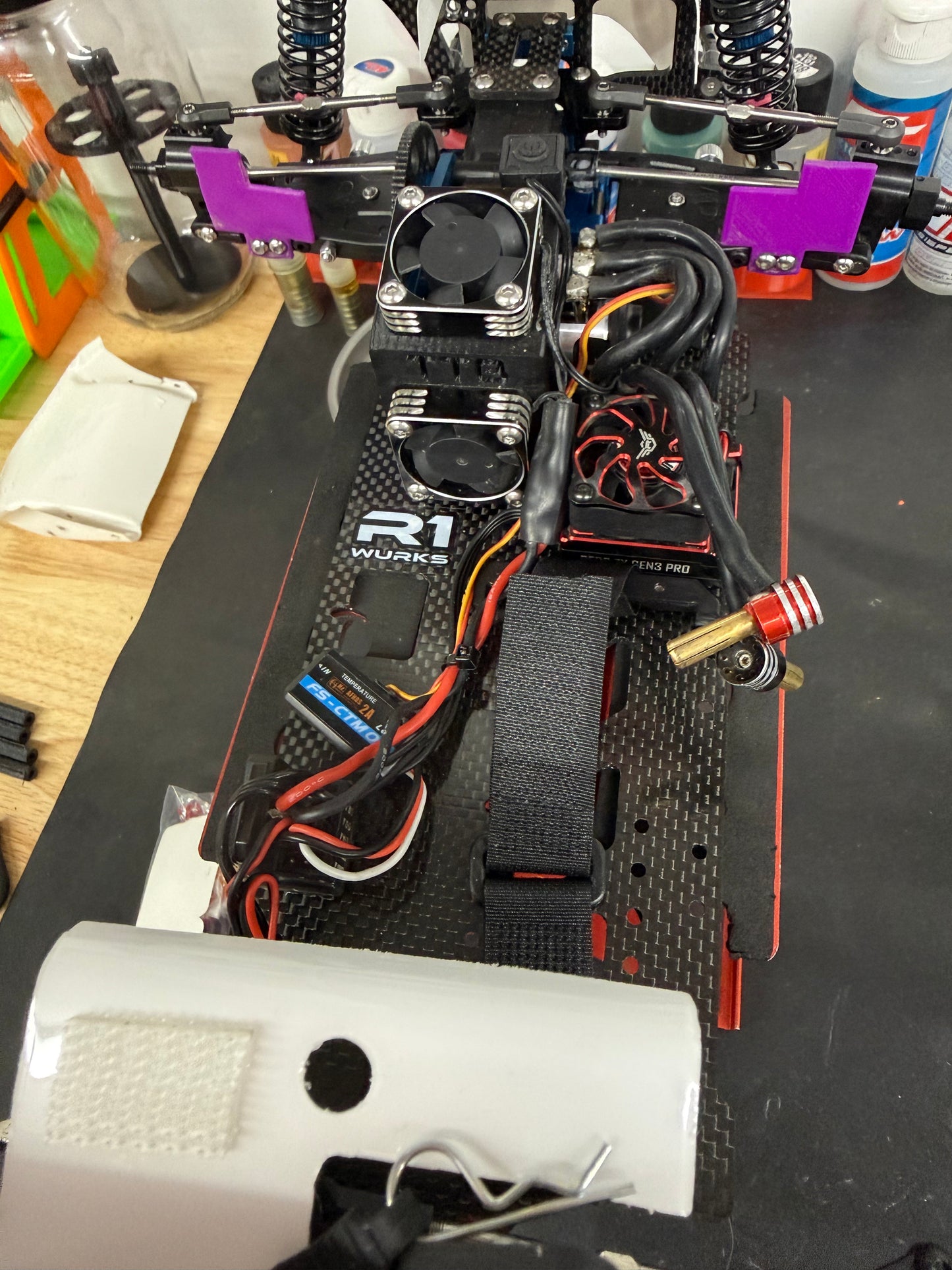 TTB Pre-wired Dual Fan Mount w/ R1WURKS 8.4V 30mm Low Profile Motor Fans